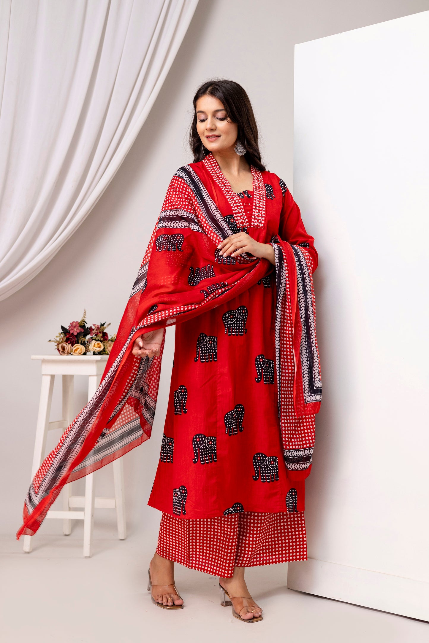 Poshart Hathi Print Cotton Kurta Pant Duptta Set.