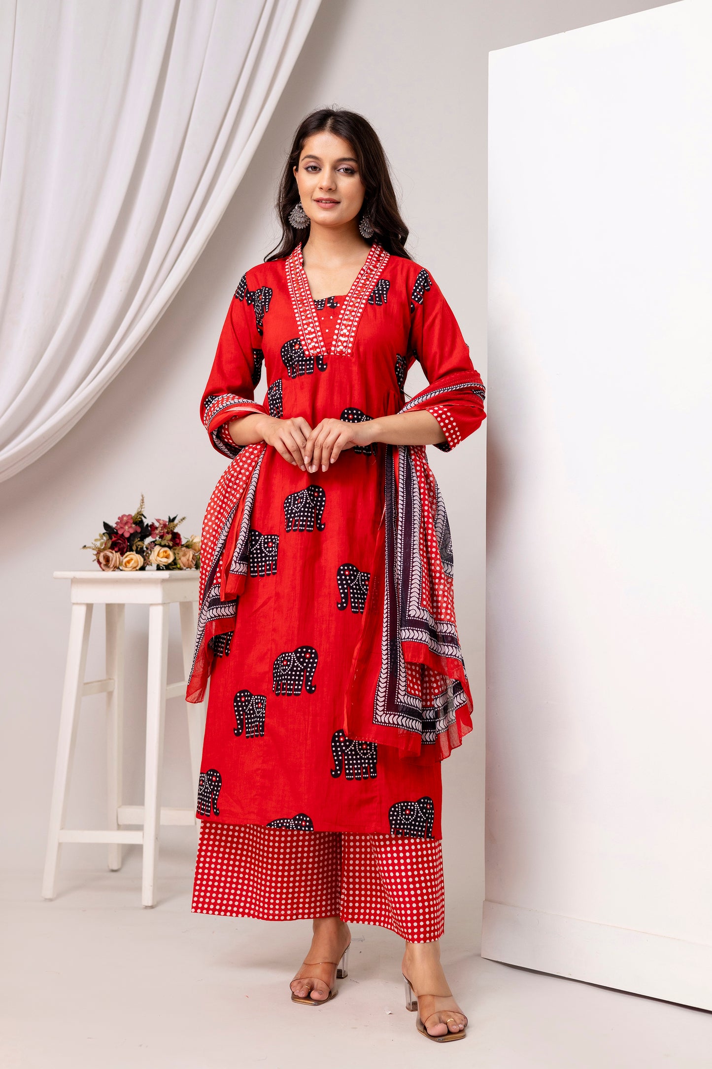 Poshart Hathi Print Cotton Kurta Pant Duptta Set.