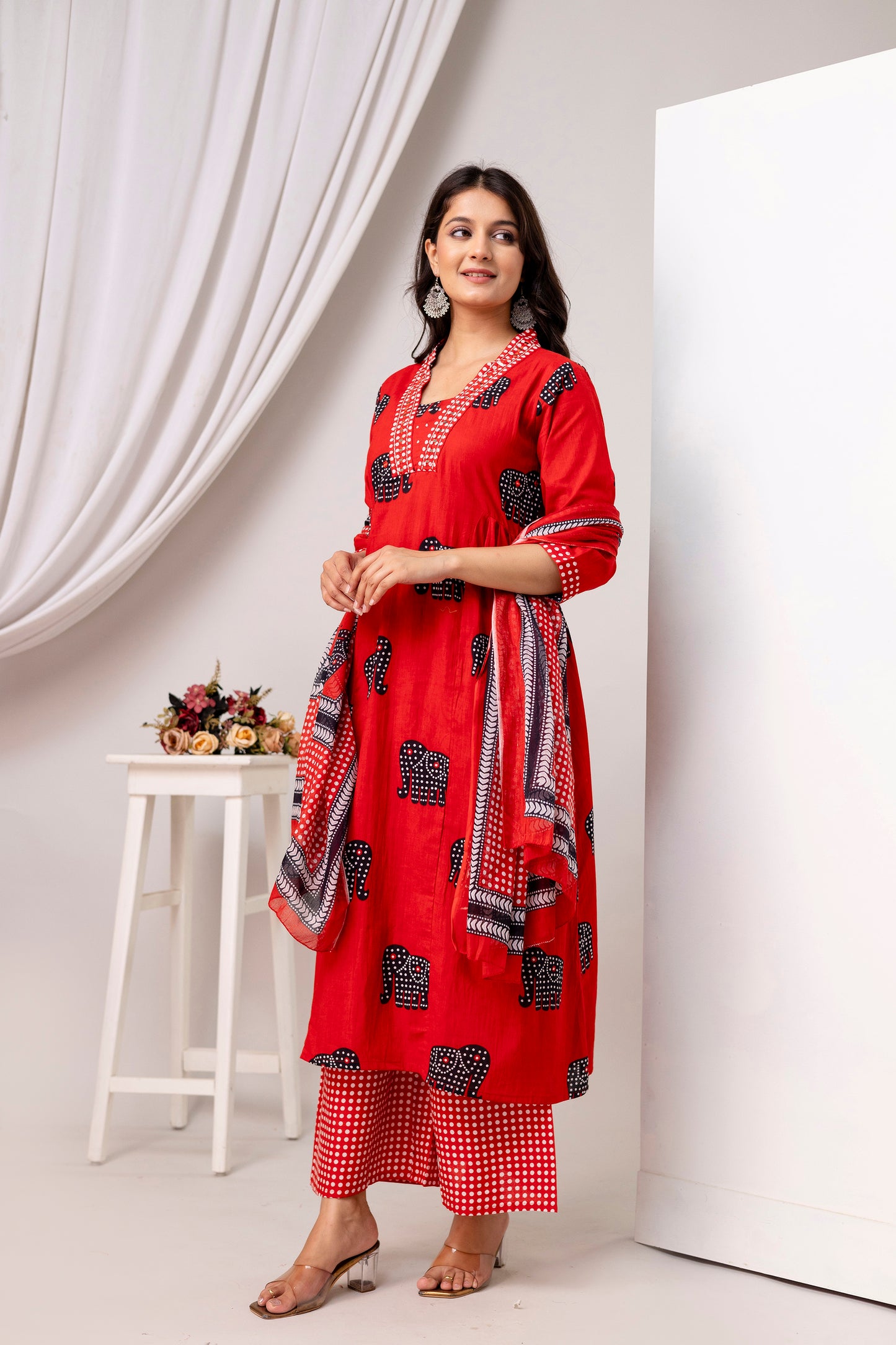 Poshart Hathi Print Cotton Kurta Pant Duptta Set.