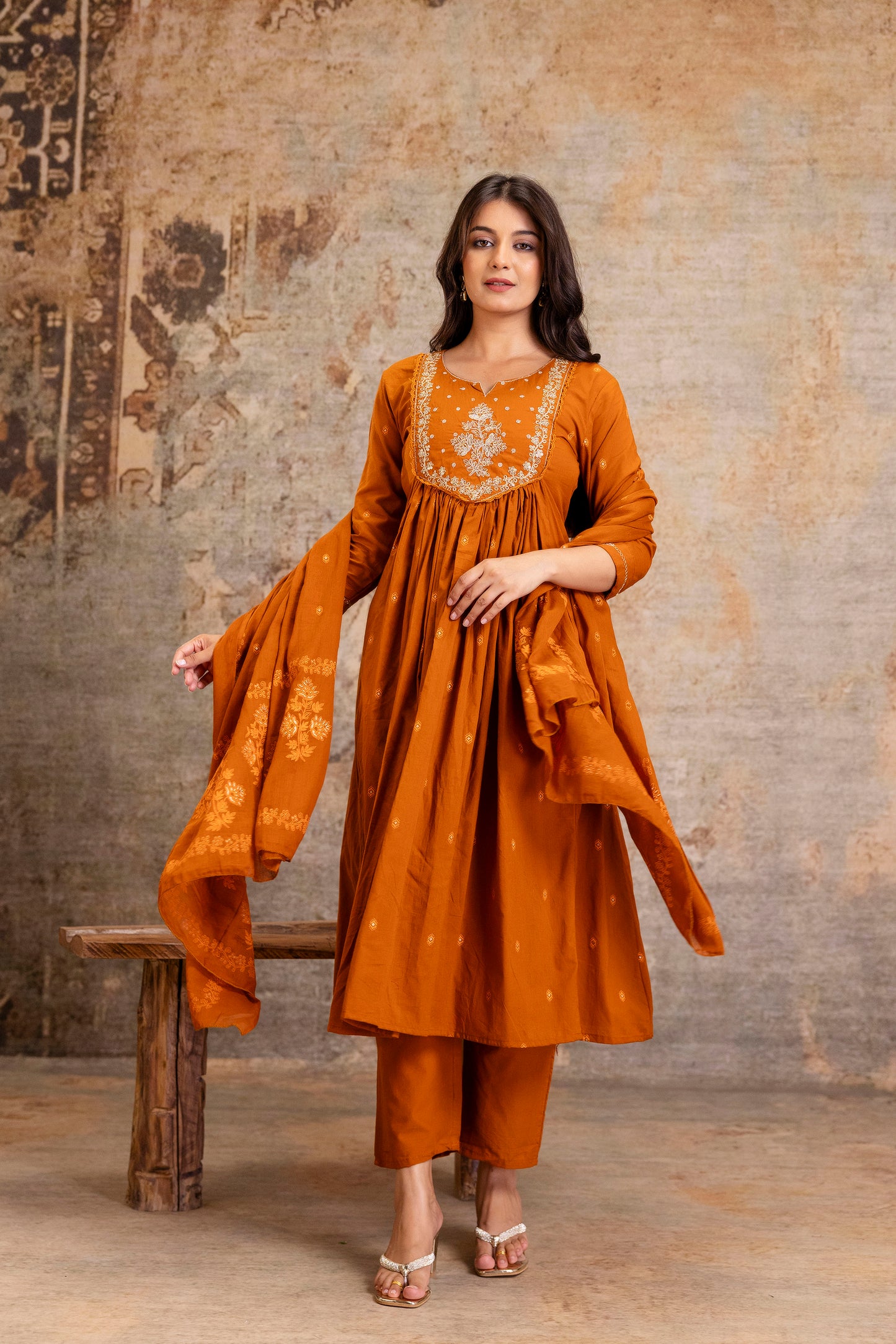 Poshart Handwork Zari Kurta Pant Duptta Set