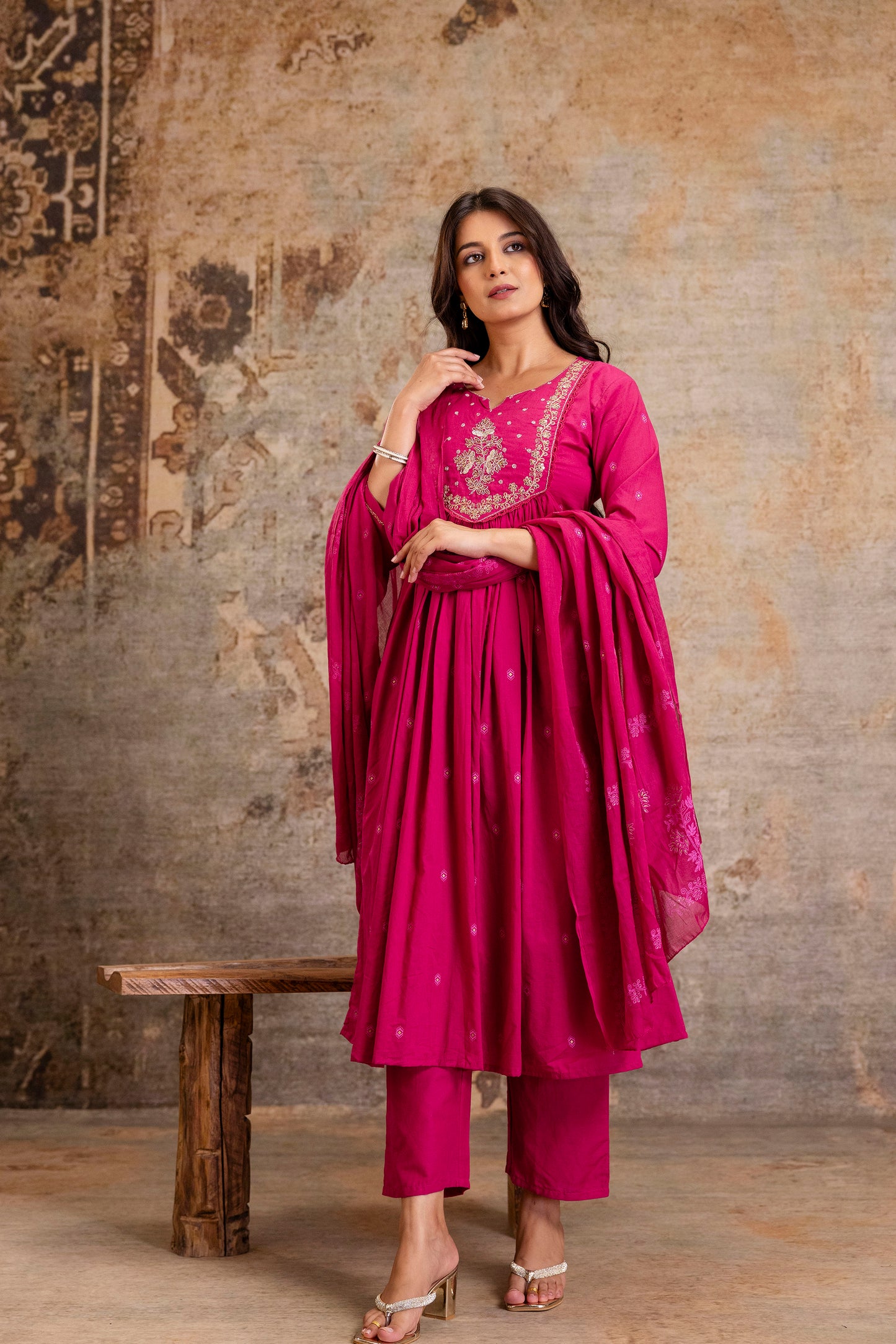 Poshart Handwork Zari Kurta Pant Duptta Set