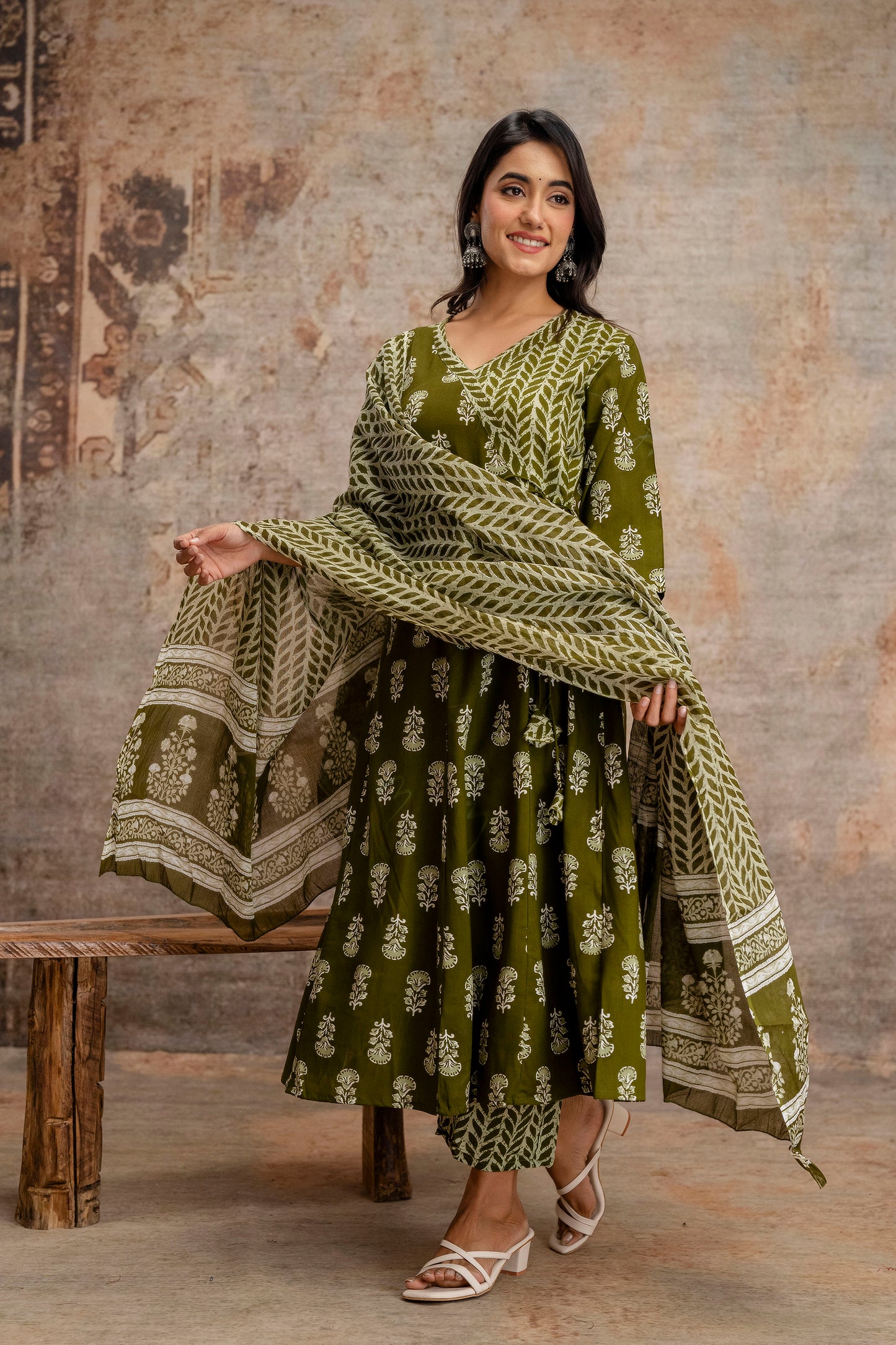 PoshArt Printed Reyon Kurta Pant Duptta Set.