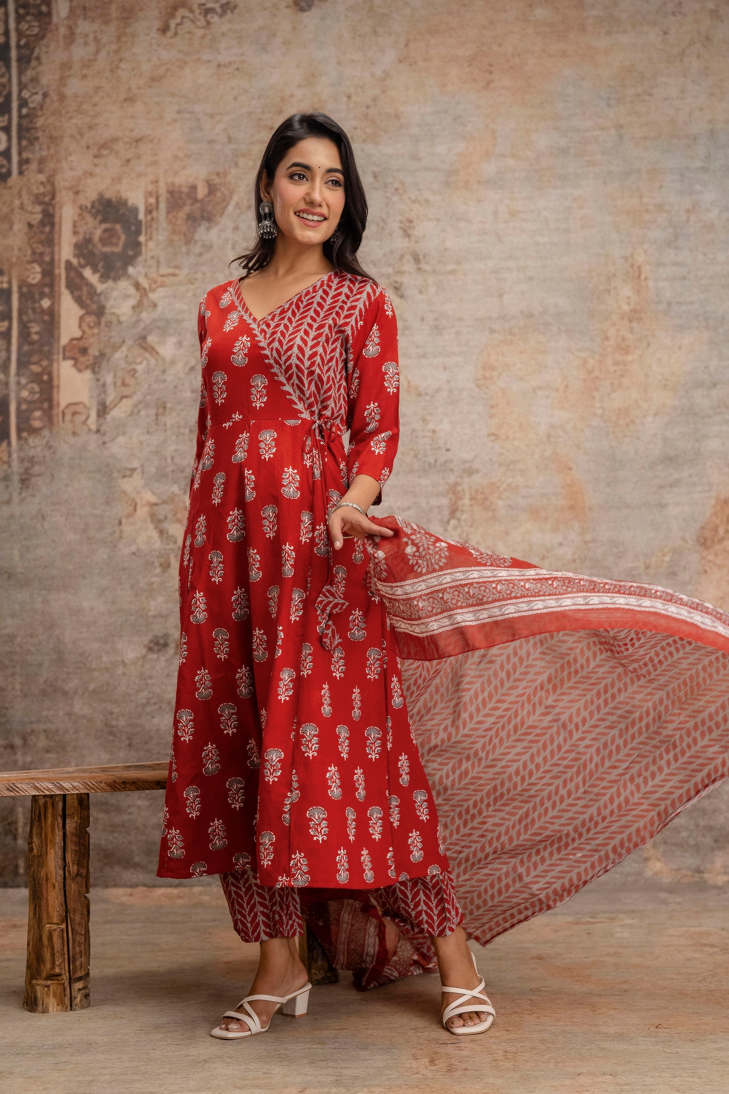 PoshArt Printed Reyon Kurta Pant Duptta Set.