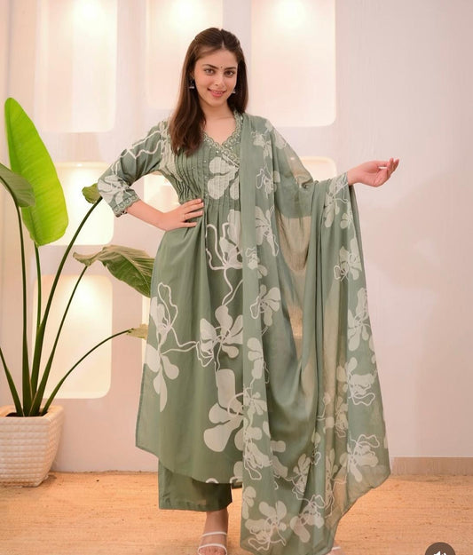 Elegant Floral Print Cotton Kurta Pant Dupatta Set.