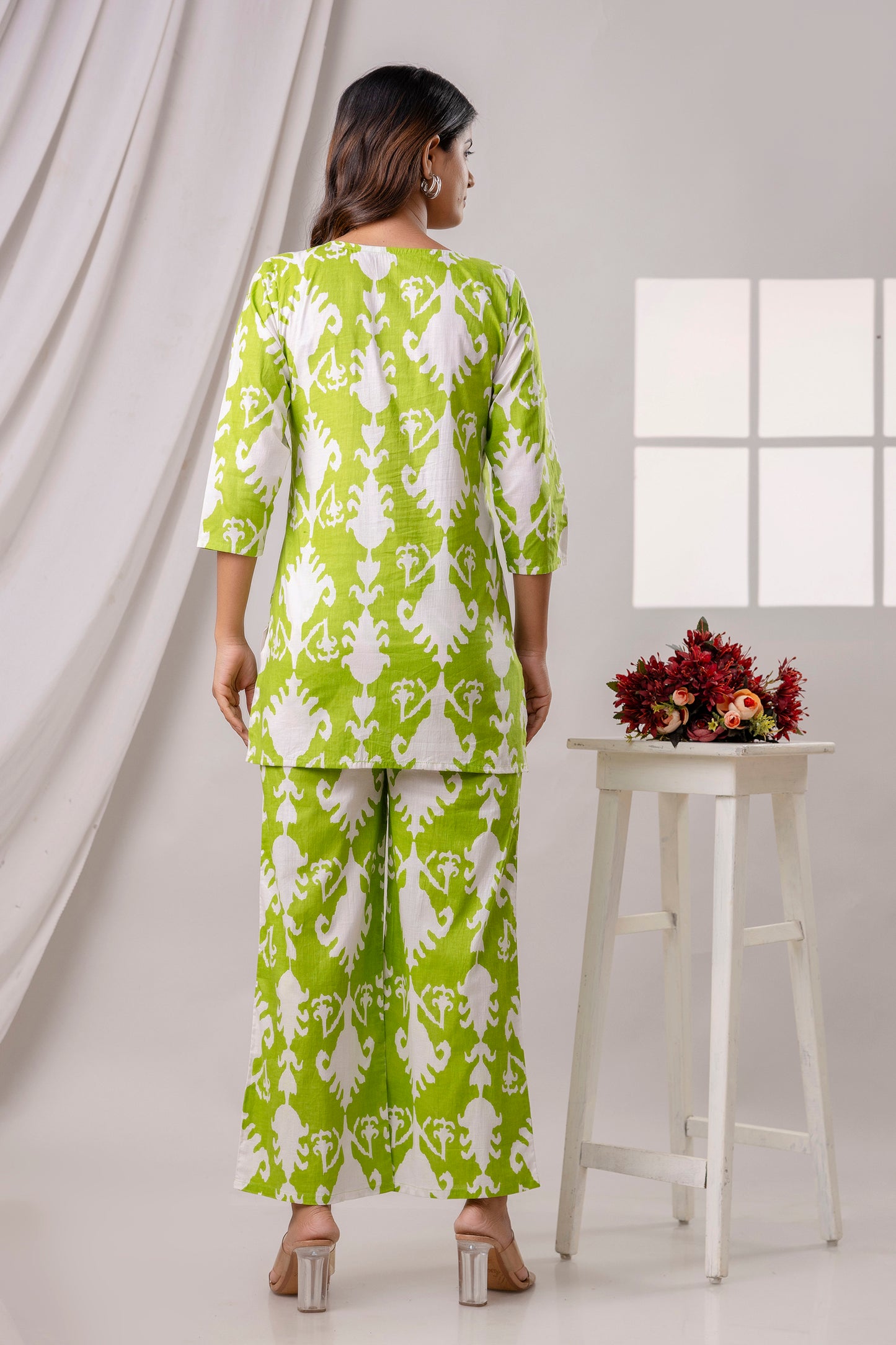 PoshArt Parrot Green Printed Cotton Co-ord set.