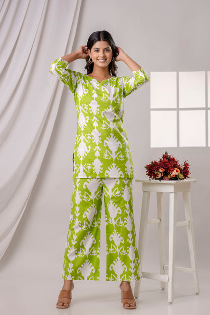 PoshArt Parrot Green Printed Cotton Co-ord set.