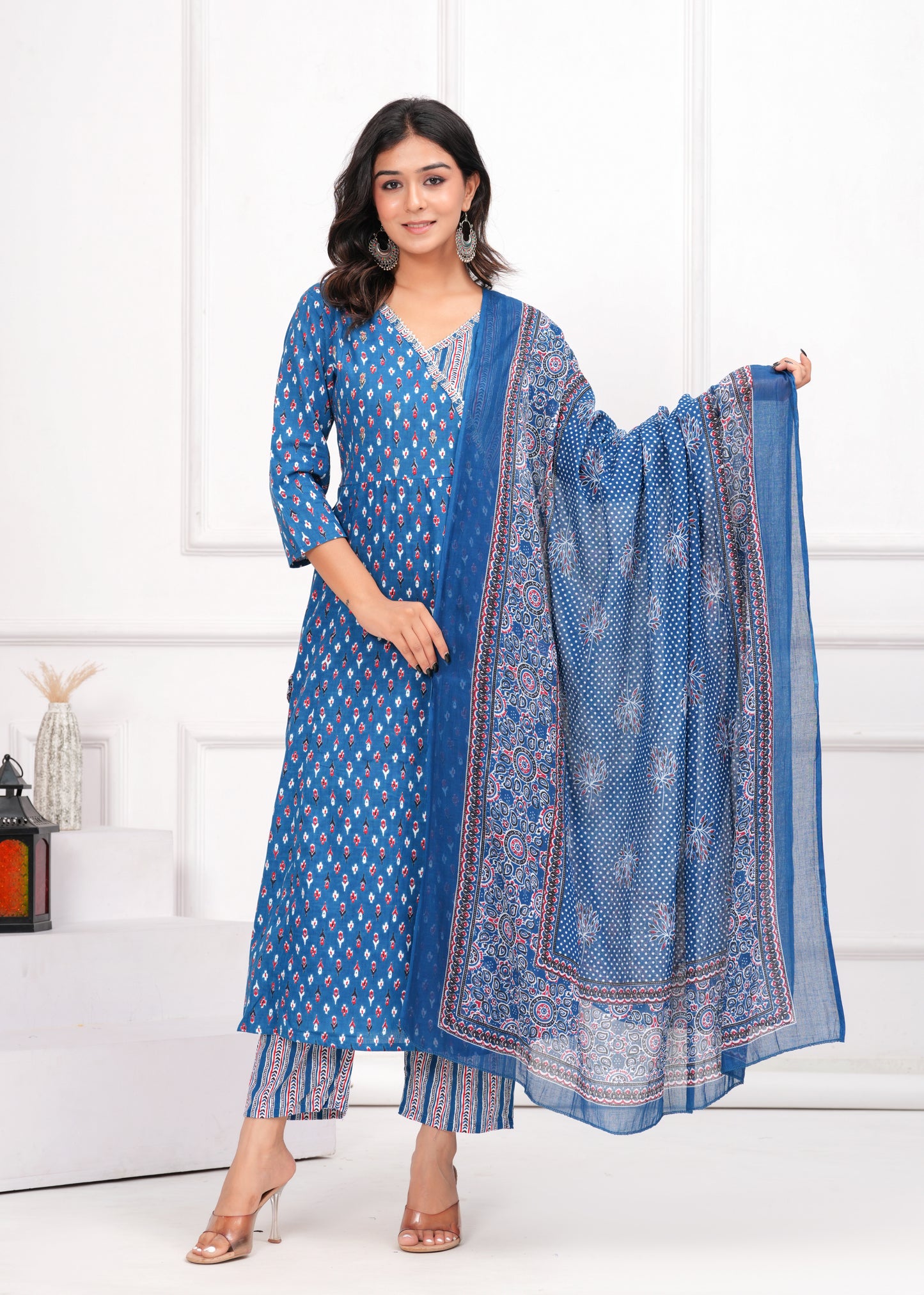 Poshart Steel Blue Kurta Set With Zari Work