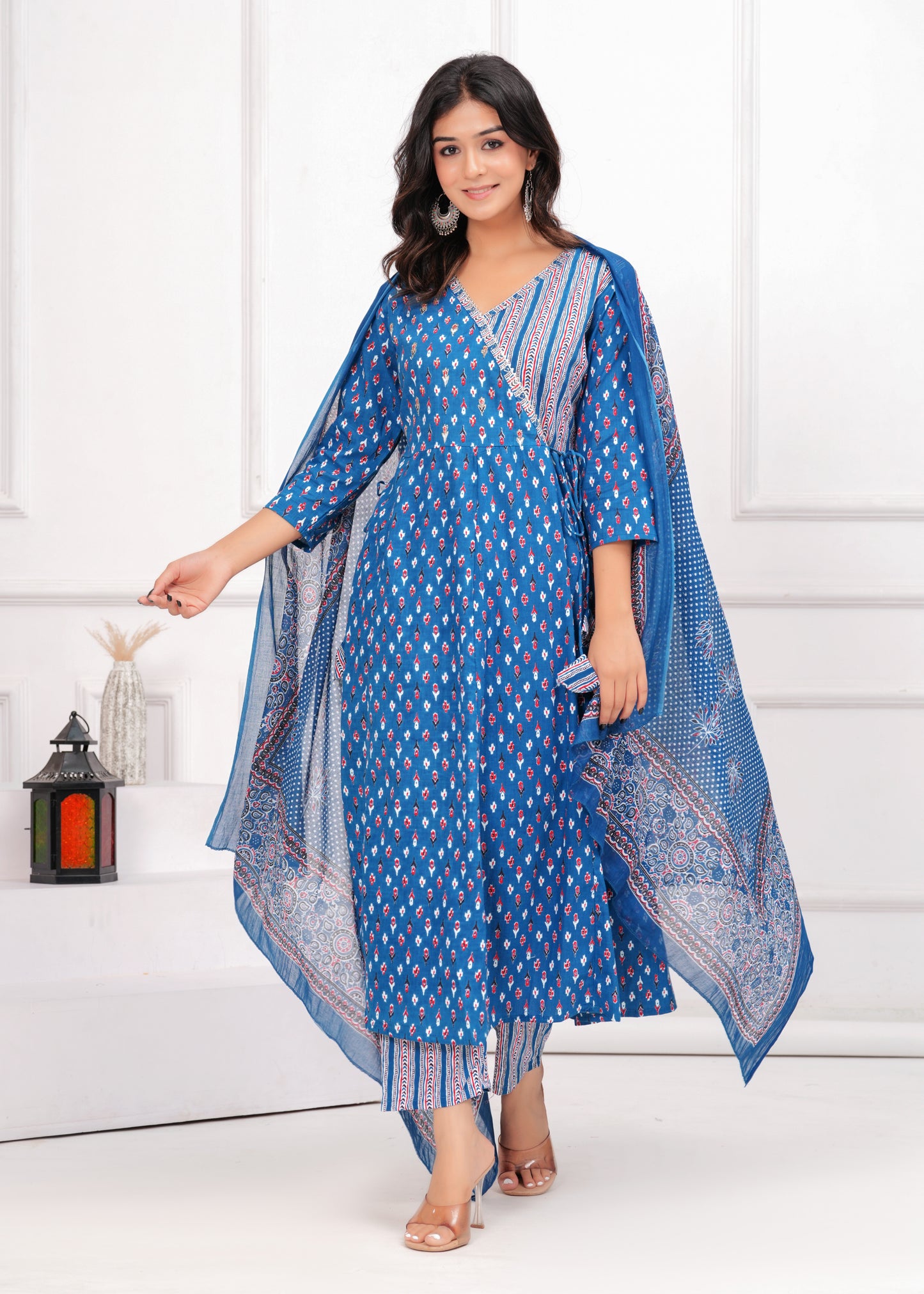 Poshart Steel Blue Kurta Set With Zari Work