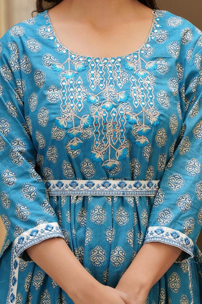 PoshArt Teal Green Embroidery Naira Set