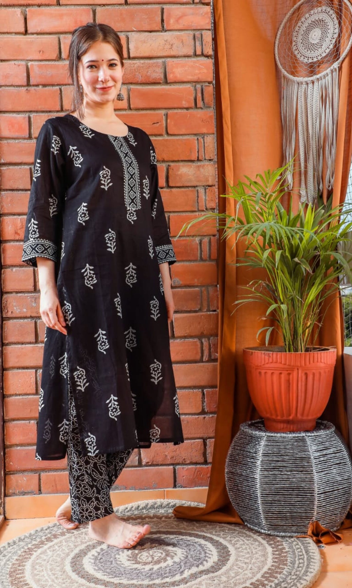 PoshArt Black And White Kurti Pant Duptta