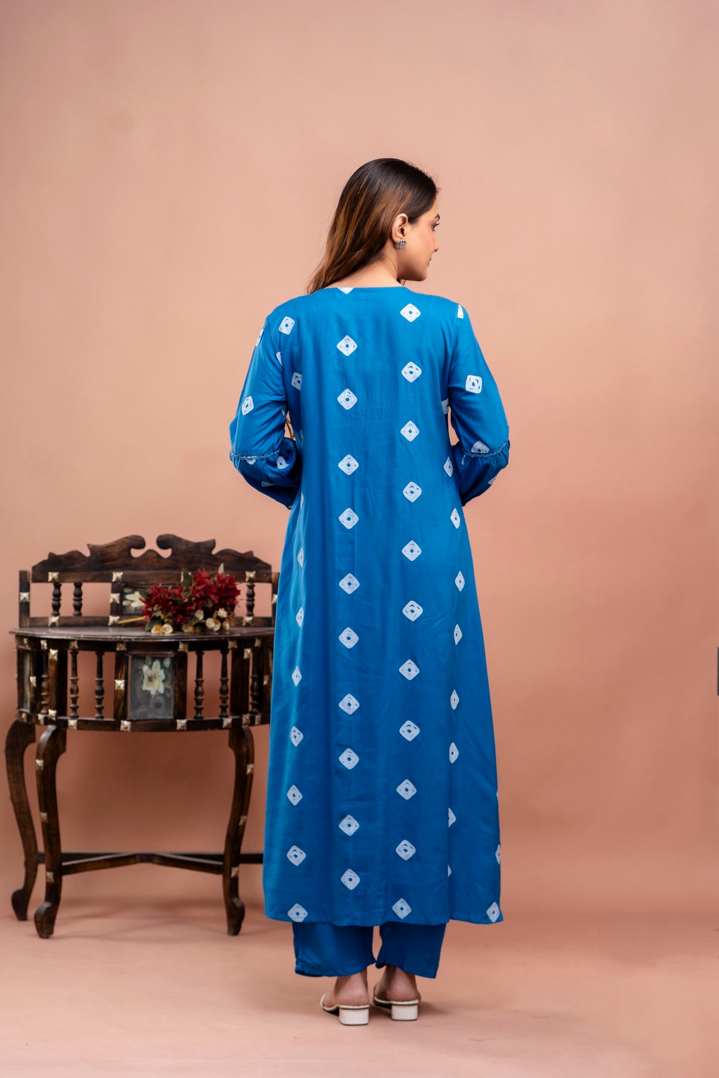 PoshArt Blue Bandhej Kurta And Pant Set
